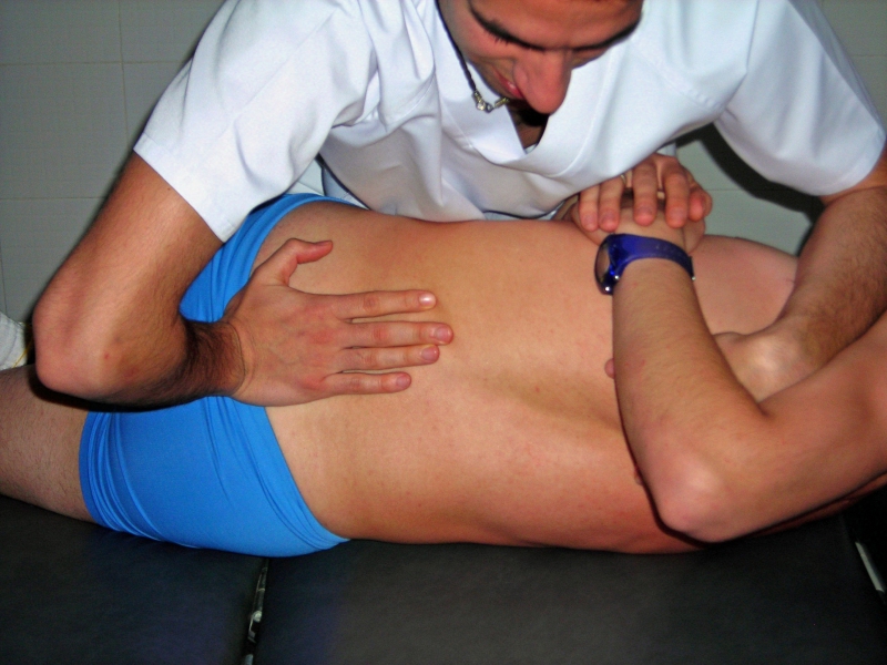 osteopathe-BELVEDERE-min_osteopathy-212590